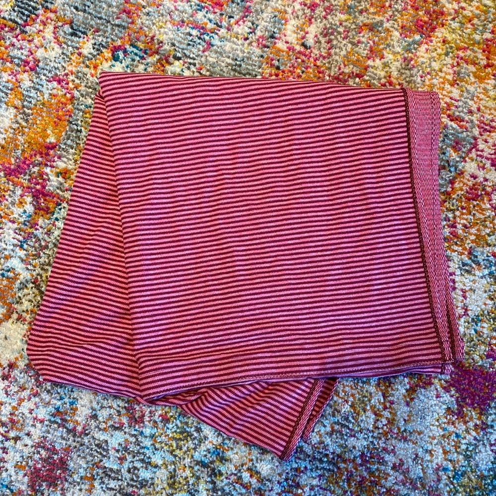 Lululemon Customizable Snap Scarf
